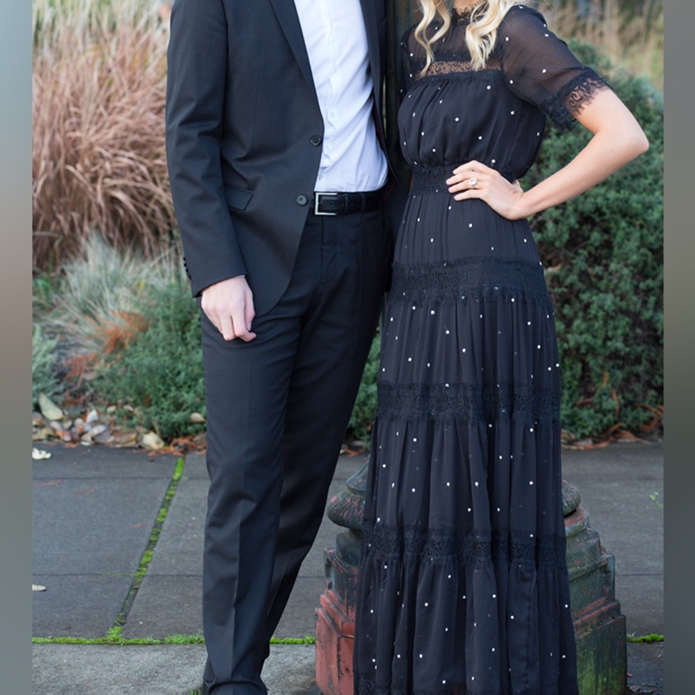 Elegant Black Maxi Dress